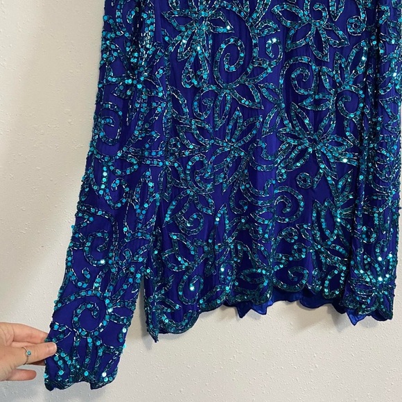 1970s Vintage Niteline by Della Roufogali Beautiful Rhinestone Silk Top - Picture 3 of 6